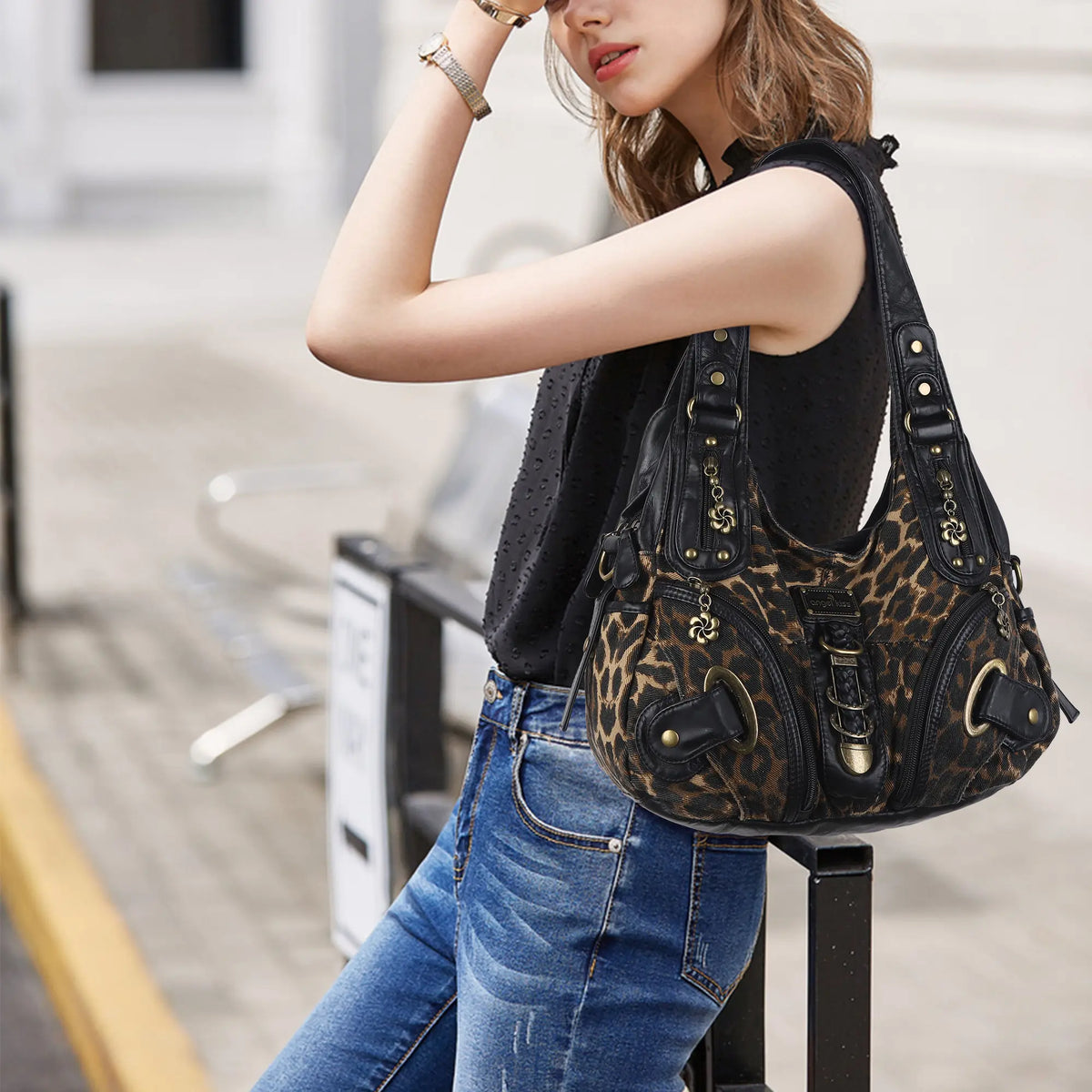 Leopard Multi-Pocket Hobo Shoulder Bag