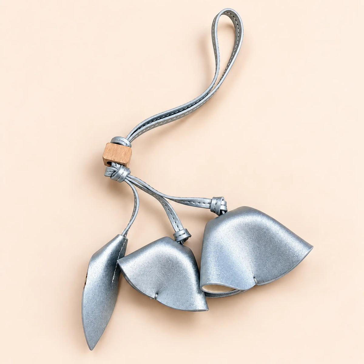Sculptural Flower Bag Charm for a Colourful Finishing Touch