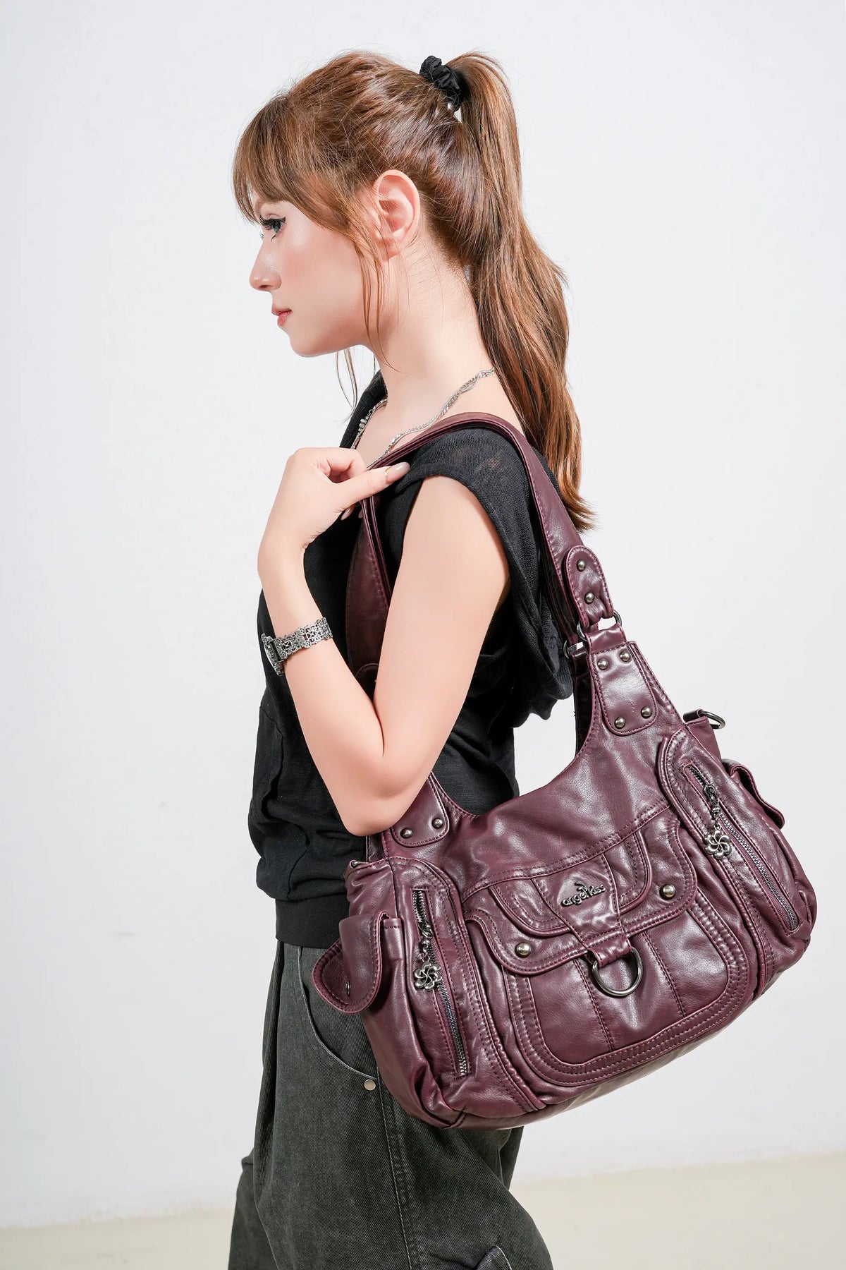 Vintage Multi-Pocket PU Shoulder Bag with Detachable Crossbody Strap